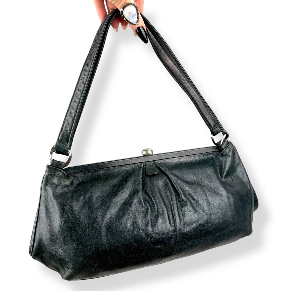 ❌SOLD❌ Vintage HOBO INTERNATIONAL fine leather kiss lock purse - Picture 10 of 14